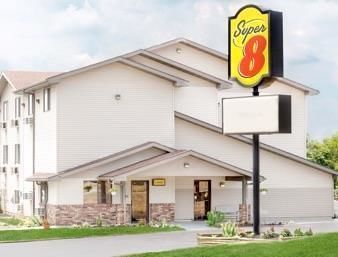 Super 8 By Wyndham Kent/Akron Area Exteriér fotografie